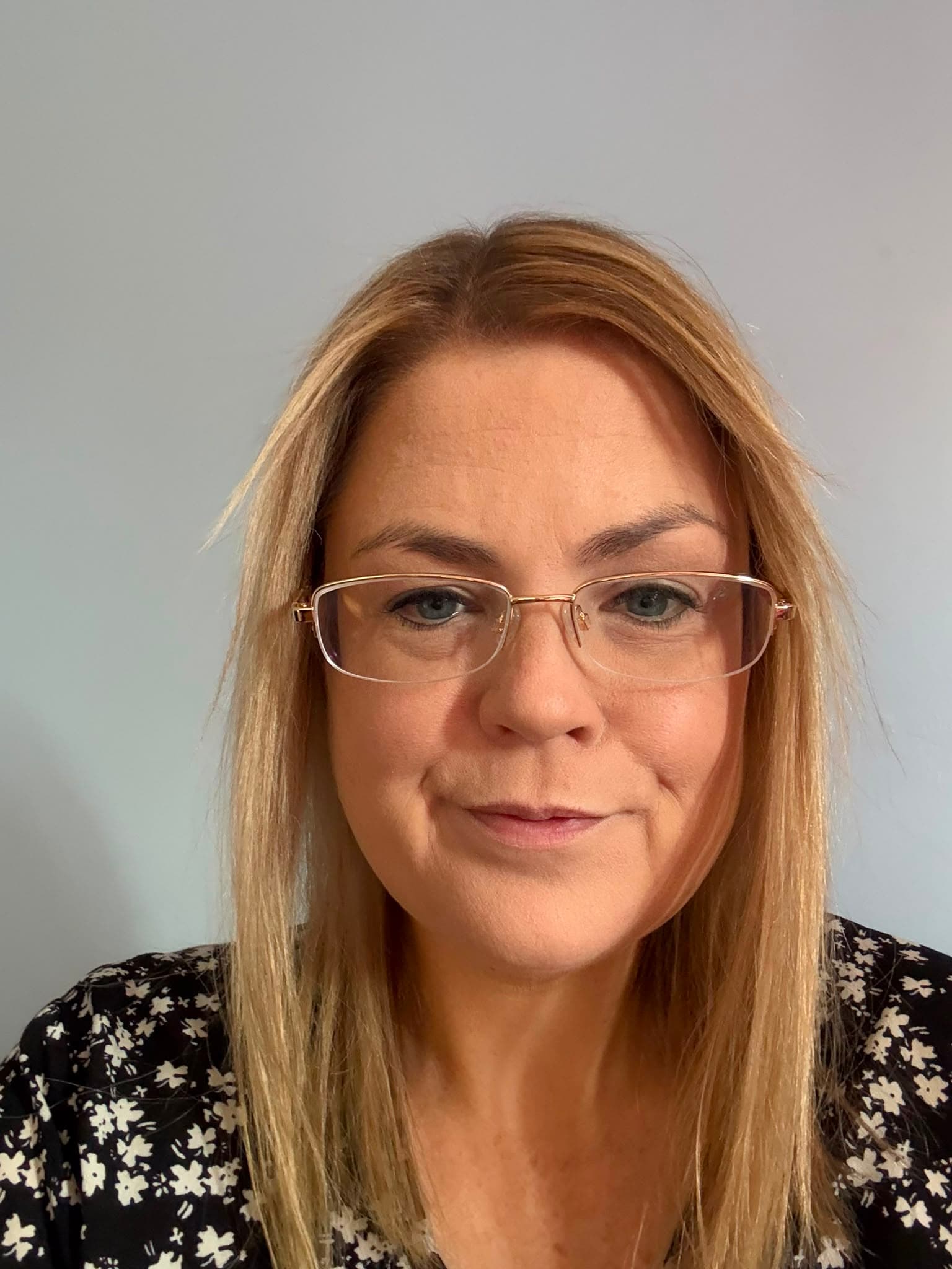Miranda, English tutor